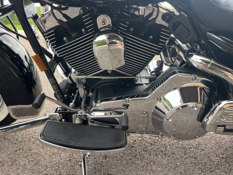 2006 Harley Davidson Road King Classic