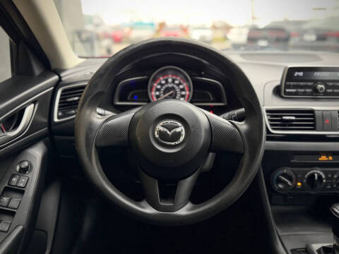 2015 Mazda MAZDA3 i SV