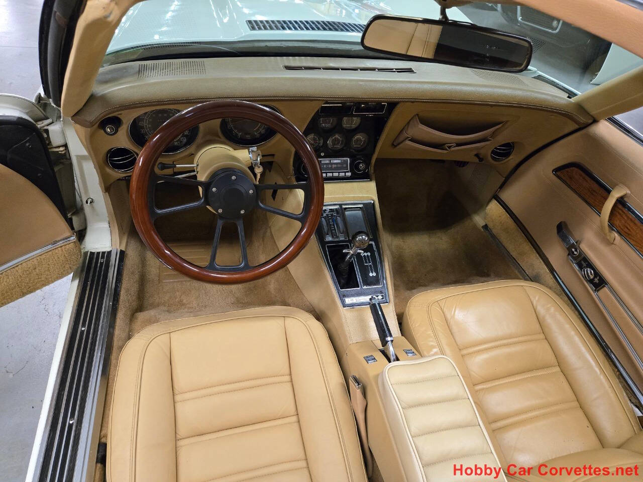 1976 Chevrolet Corvette 73