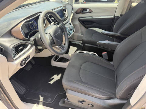 2017 Chrysler Pacifica Touring
