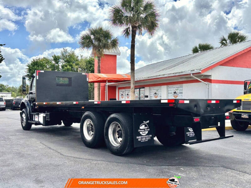 2020 Freightliner M2 106
