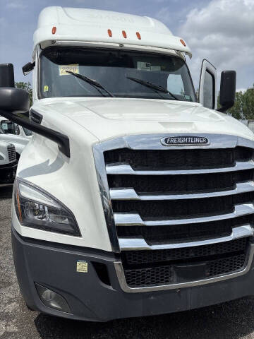 2020 Freightliner Cascadia