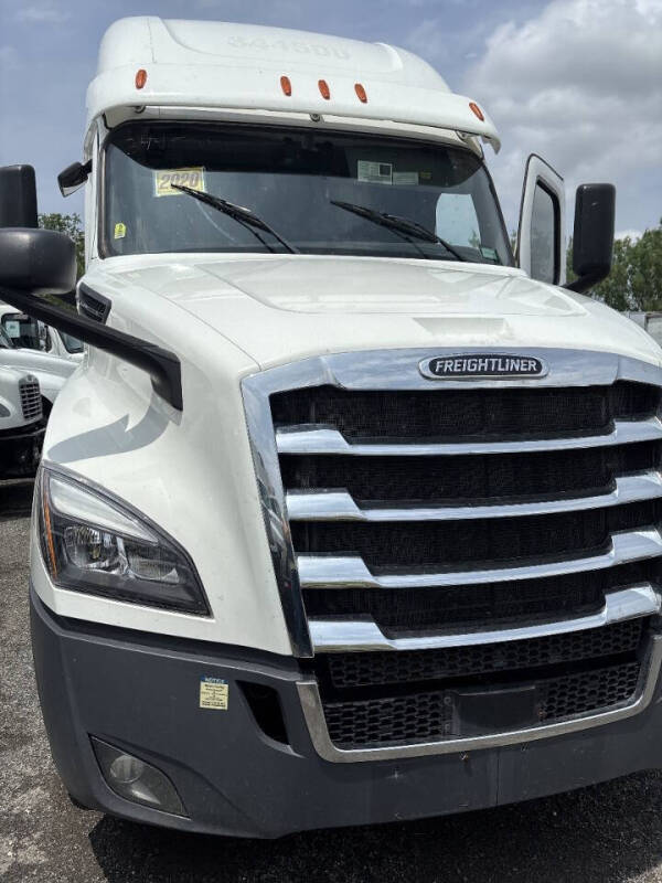 2020 Freightliner Cascadia