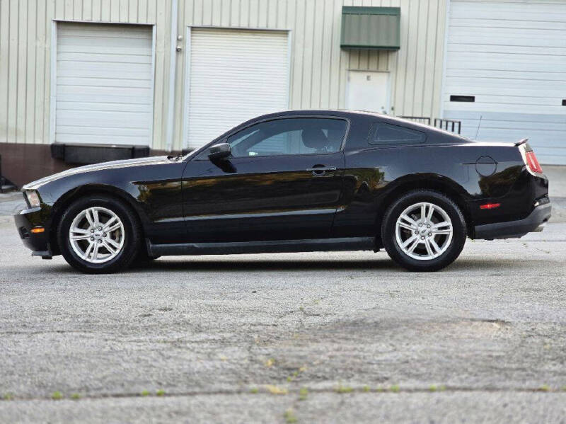 2012 Ford Mustang V6