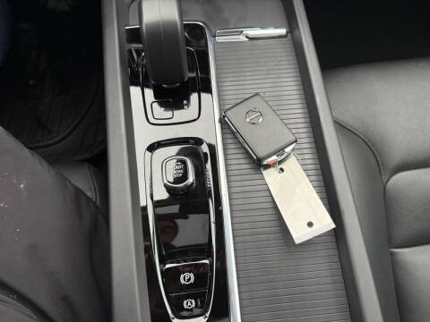 2025 Volvo S60 B5 Core