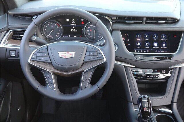 2020 Cadillac XT5 Premium Luxury