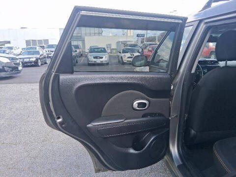 2014 Kia Soul +