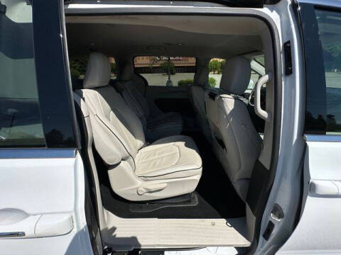 2020 Chrysler Pacifica Hybrid Limited