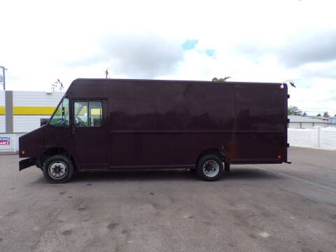 2005 Workhorse W52