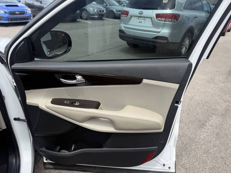 2019 Kia Sorento LX