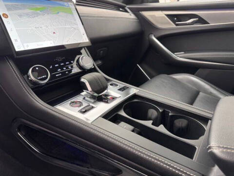 2024 Jaguar F-PACE P250 R-Dynamic S