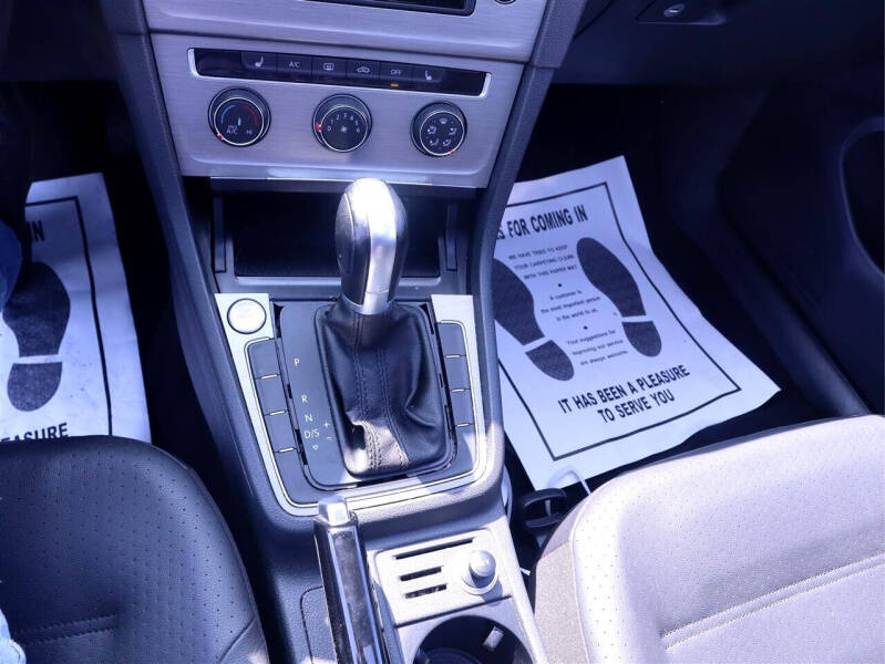 2015 Volkswagen Golf SportWagen