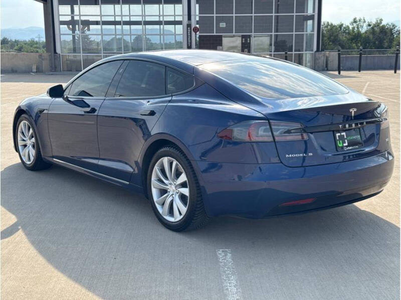 2017 Tesla Model S 90D