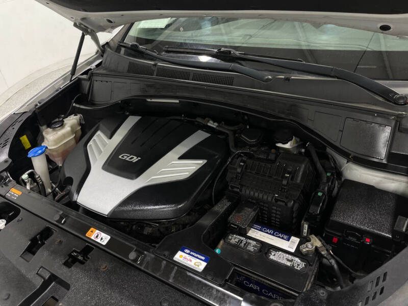 2017 Hyundai Santa Fe SE Ultimate