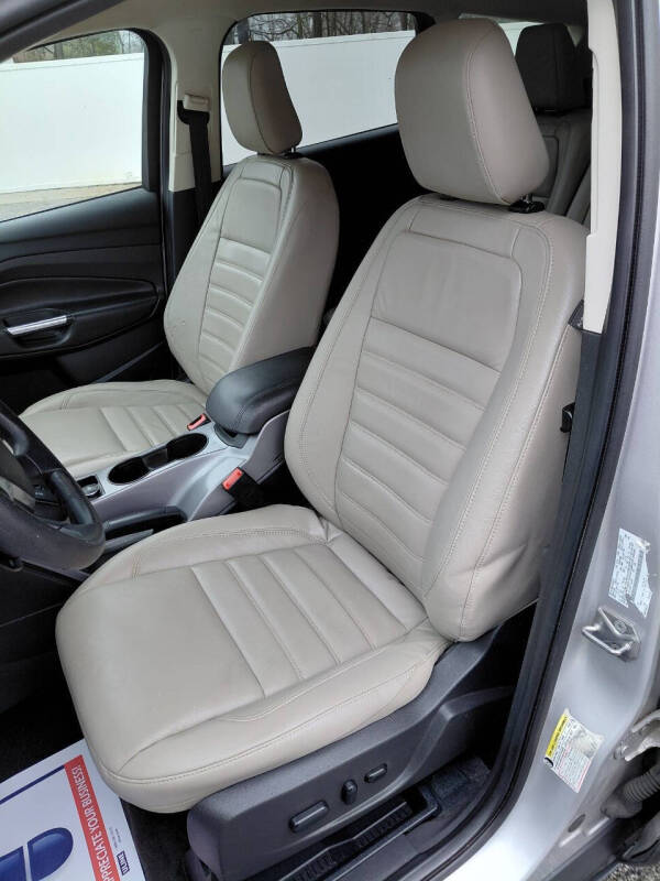 2016 Ford Escape SE