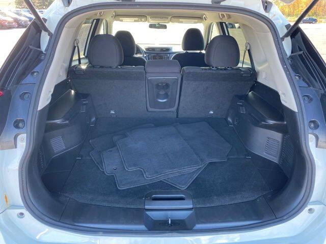 2020 Nissan Rogue SV