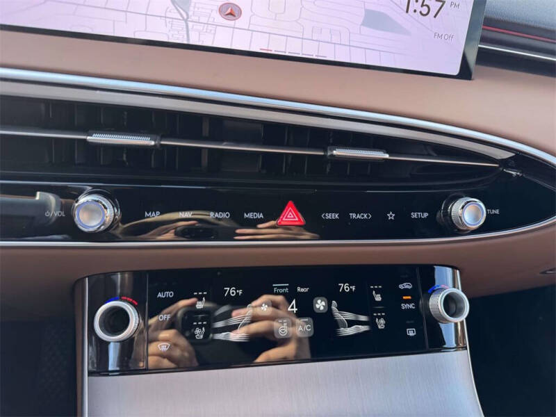 2026 Genesis GV70 2.5T Advanced