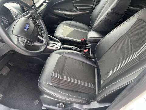 2020 Ford EcoSport SES