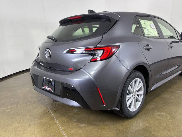 2026 Toyota Corolla Hatchback SE