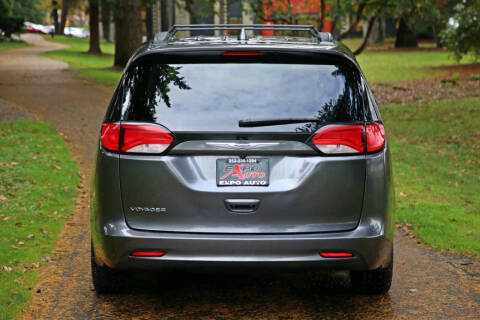 2020 Chrysler Voyager LXi