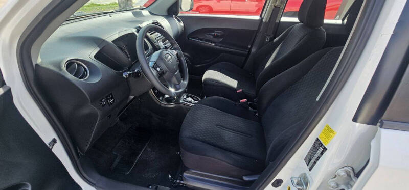 2010 Scion xD
