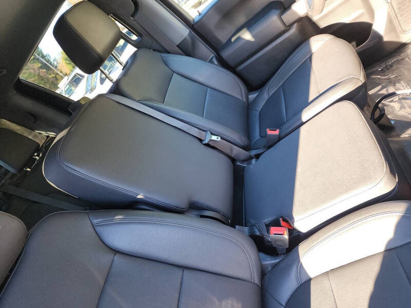 2022 Chevrolet Silverado 3500HD CC Work Truck