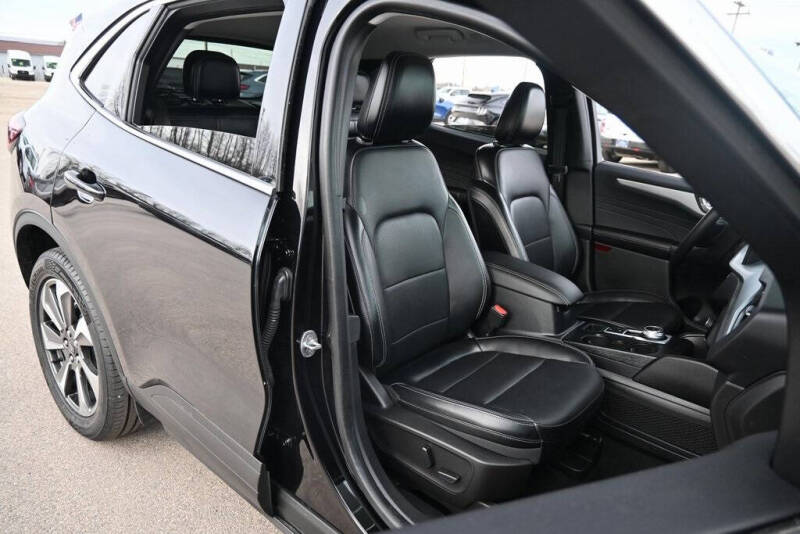 2023 Ford Escape Platinum