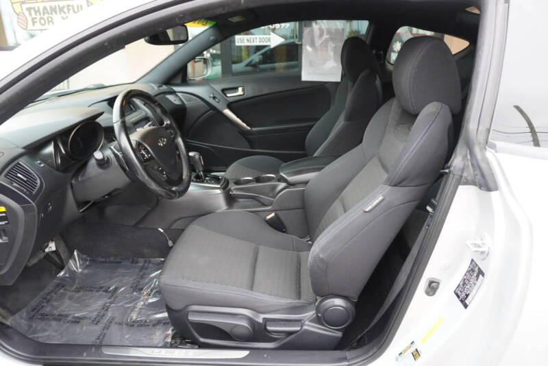 2016 Hyundai Genesis Coupe