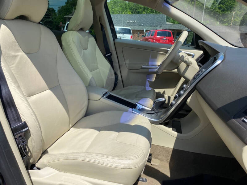 2013 Volvo XC60 3.2 Premier