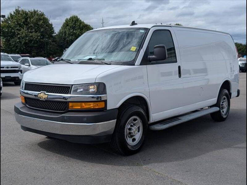 2023 Chevrolet Express 2500
