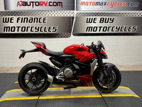 2022 Ducati Streetfighter V2