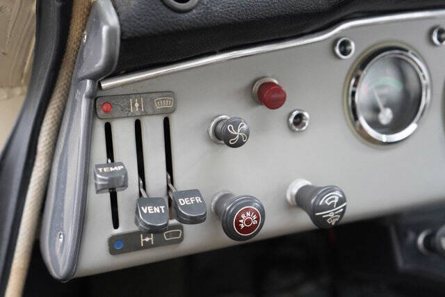 1967 Saab 96 16