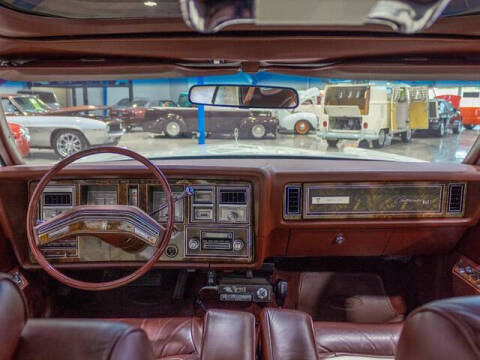 1977 Lincoln Mark V