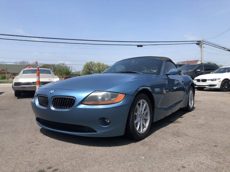 2003 BMW Z4 for sale at Queen City Auto House LLC in West Chester OH