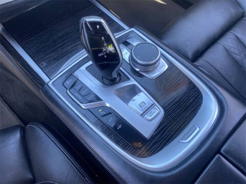 2022 BMW 7 Series 750i xDrive