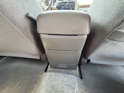 2003 Nissan Pathfinder SE