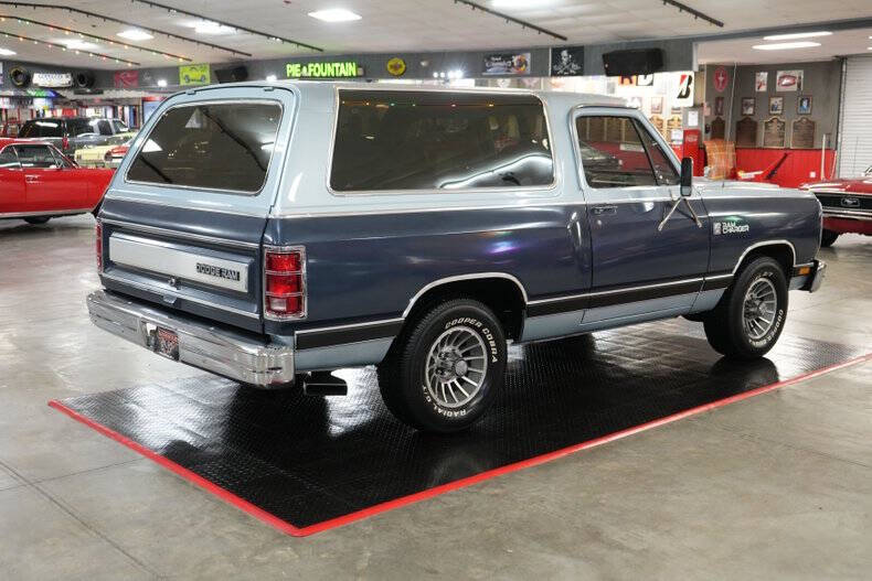 1987 Dodge Ramcharger 150