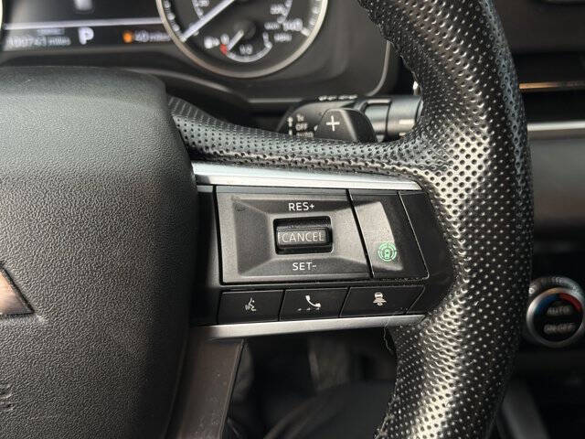 2023 Mitsubishi Outlander SE