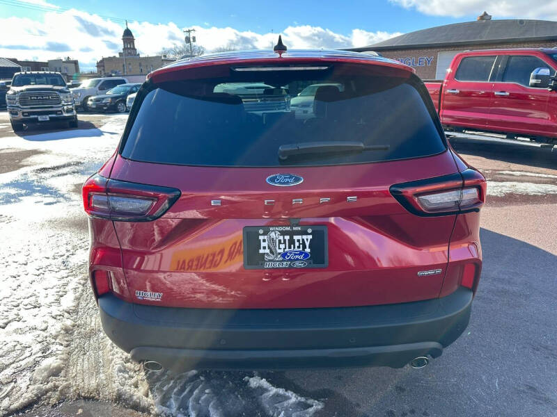 2026 Ford Escape Hybrid ST-Line Select