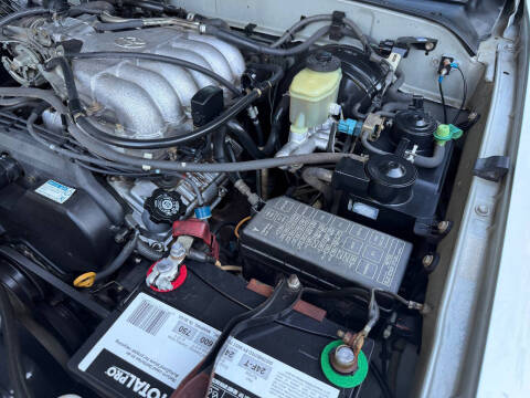 2000 Toyota 4Runner SR5
