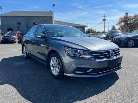 2016 Volkswagen Passat 1.8T R-Line