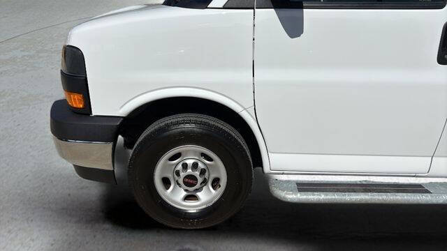 2024 GMC Savana 2500