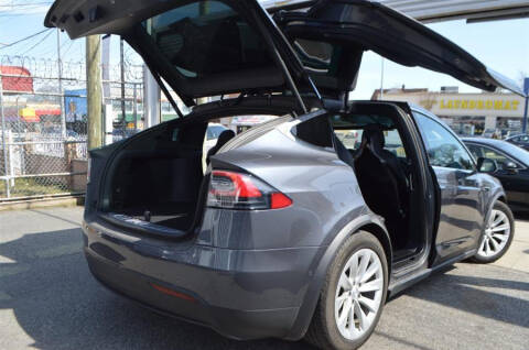 2017 Tesla Model X 90D