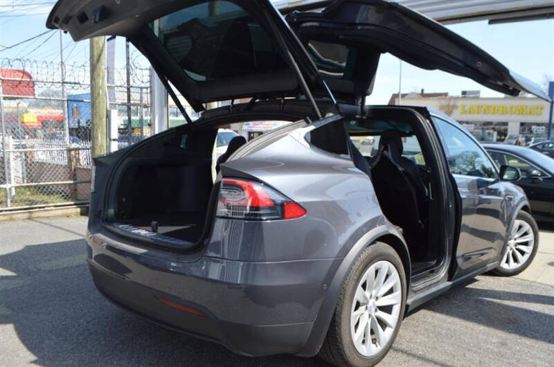 2017 Tesla Model X 90D