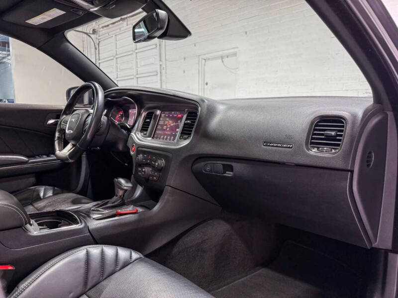 2015 Dodge Charger SRT Hellcat