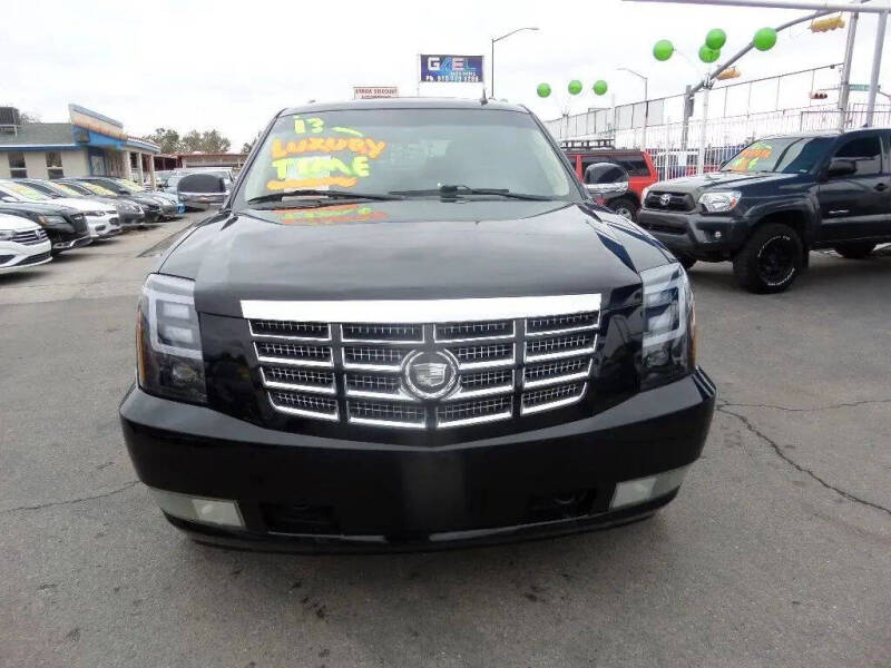 2013 Cadillac Escalade Luxury