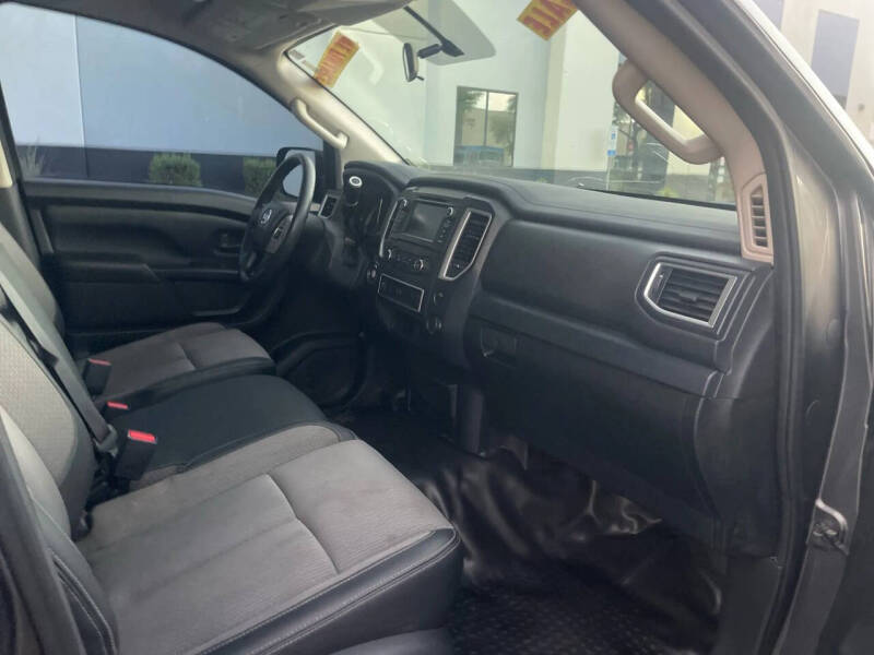 2019 Nissan Titan