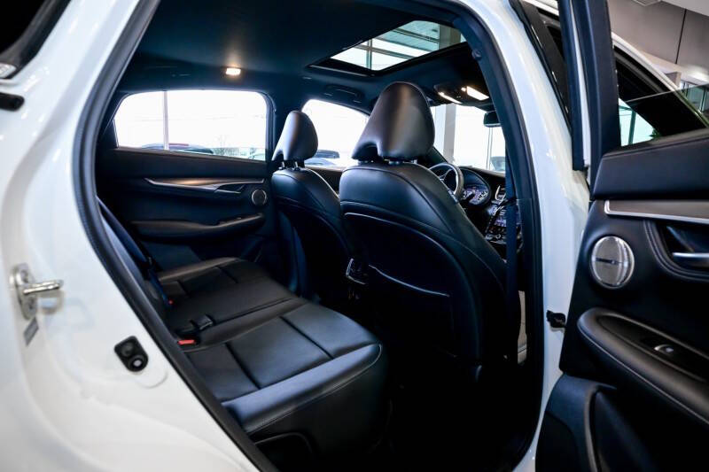 2022 Infiniti QX55 Essential