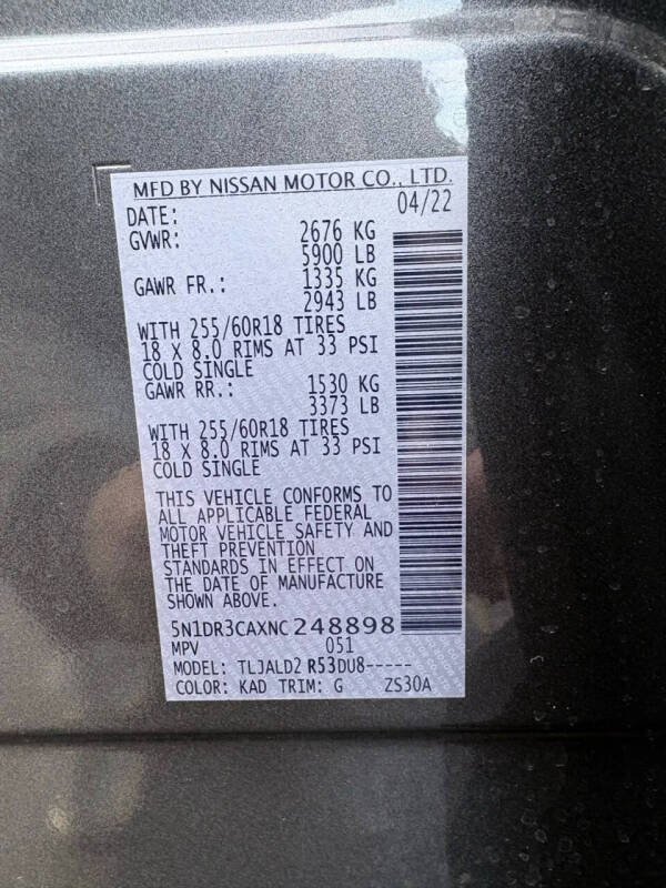 2022 Nissan Pathfinder SL