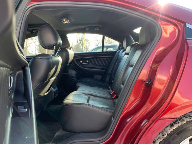 2017 Ford Taurus Limited